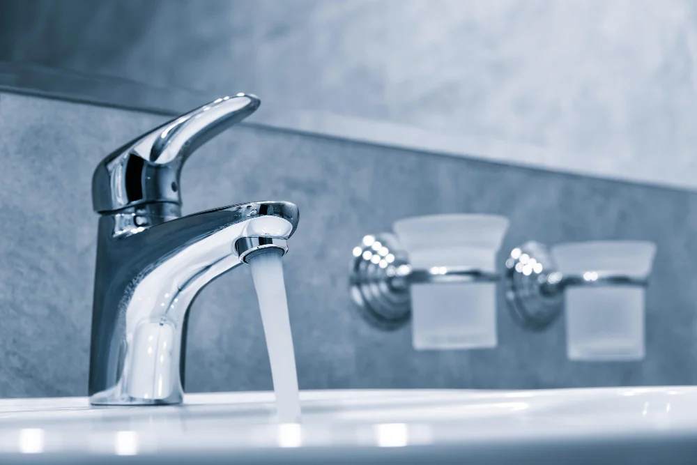 Rubinetteria moderna e sanitari di design per bagno - Lupo Edilizia Castelvetrano